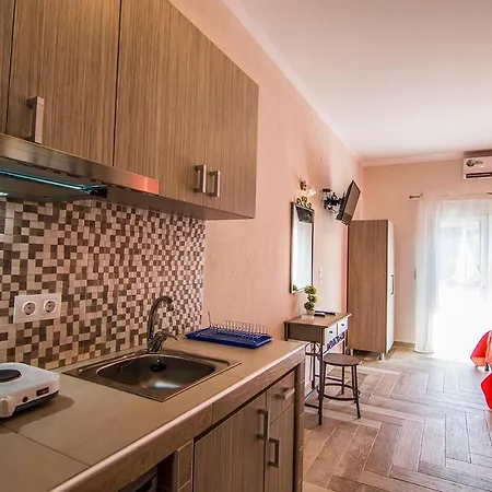 Apart Otel Christodoulos Eleftheria House Vrasná