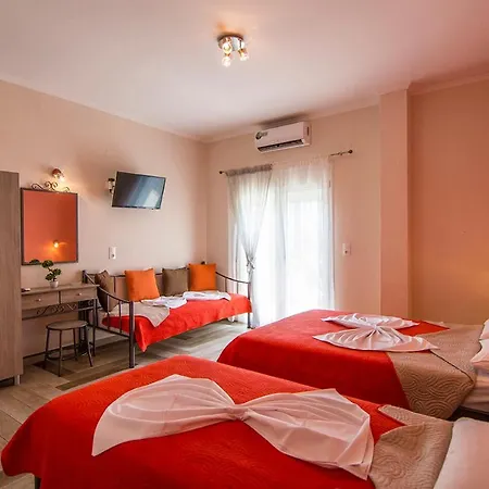 Christodoulos Eleftheria House * Vrasná