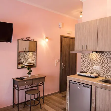 Christodoulos Eleftheria House Apart Otel *