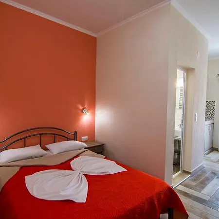 Christodoulos Eleftheria House Vrasná
